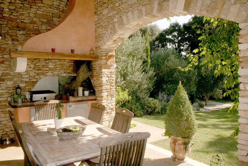 maison neuve en pierres En Drôme Provençale superbe réalisation de plain pied